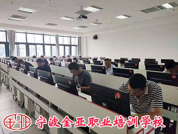 2019年公路路基路面等级工考试圆满完成